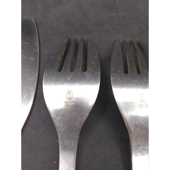 Gourmet Settings Silverware Non Stop Collection Flatware 9 Pieces Total - Picture 12 of 12